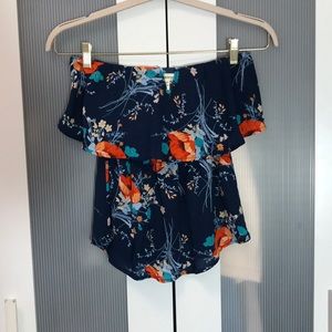 Floral strapless top